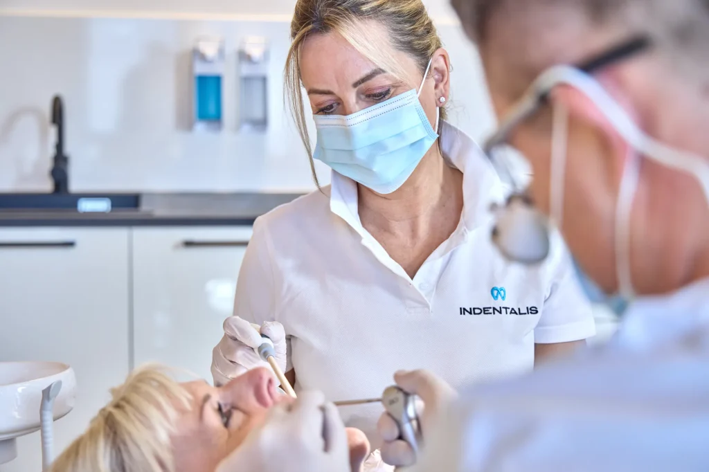 242 indentalis mobiler zahnarzt